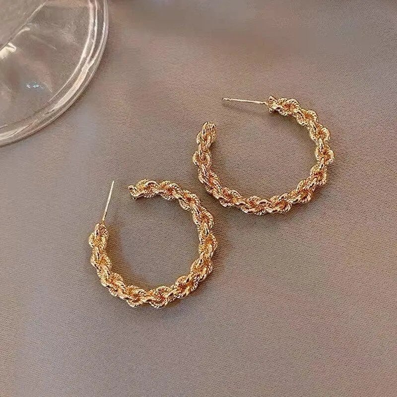 Gold and Diamond Earrings Unique Joyas