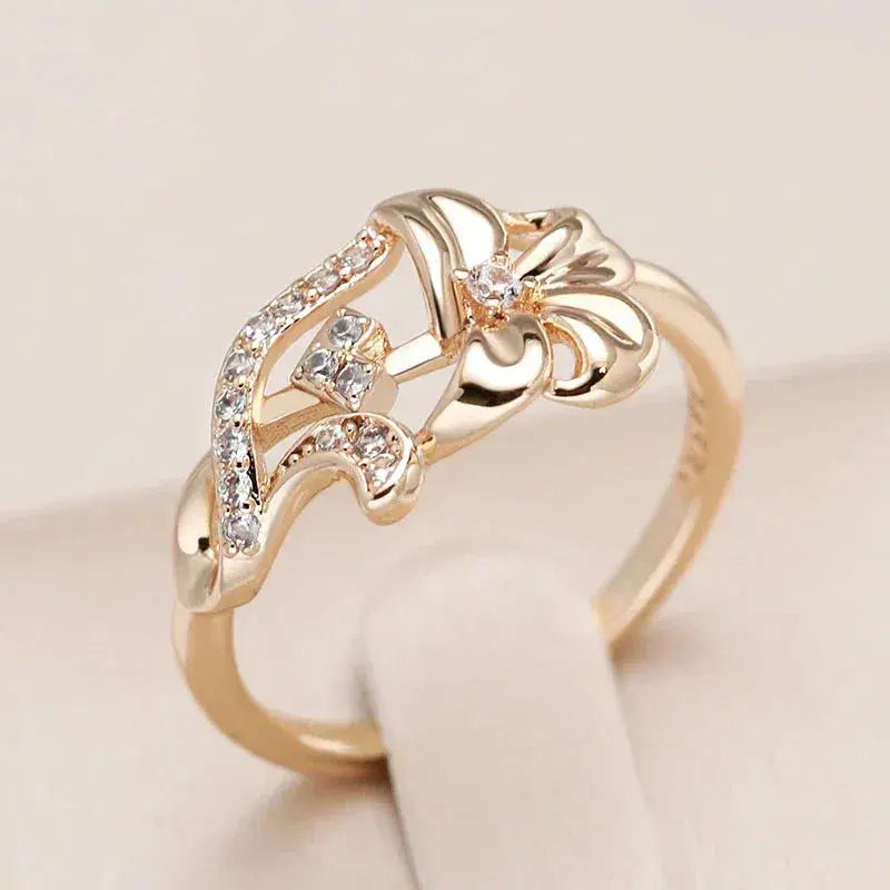Elegant Gold-Plated Ring Unique Joyas