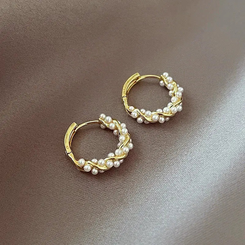 Elegant round pearl earrings with inlays Claire