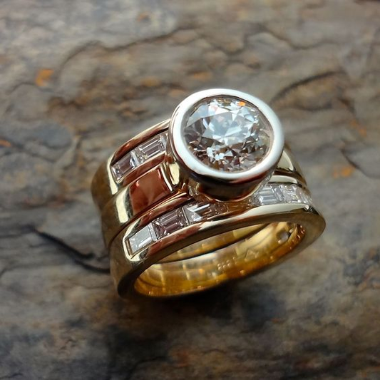 Vintage layer ring with glass crystals